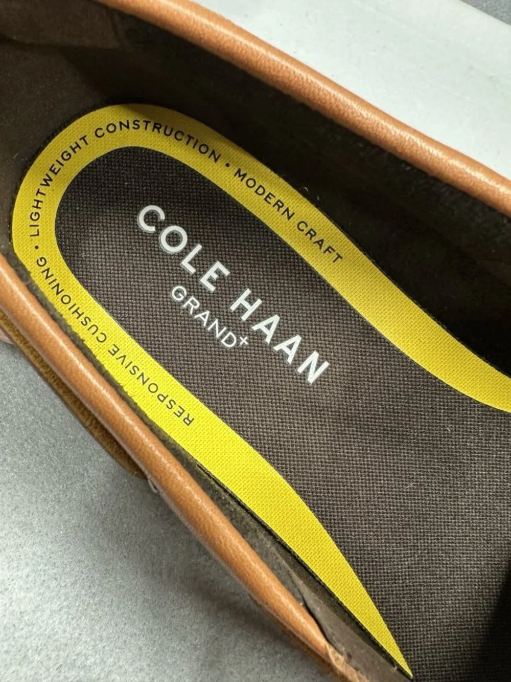 Cole Haan Grand+ Bowside Men 8.5 Boat Shoes Cognac Brown Leather Loafers C42132
